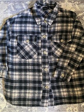 Timing Black and White Plaid Button-Up Shirt